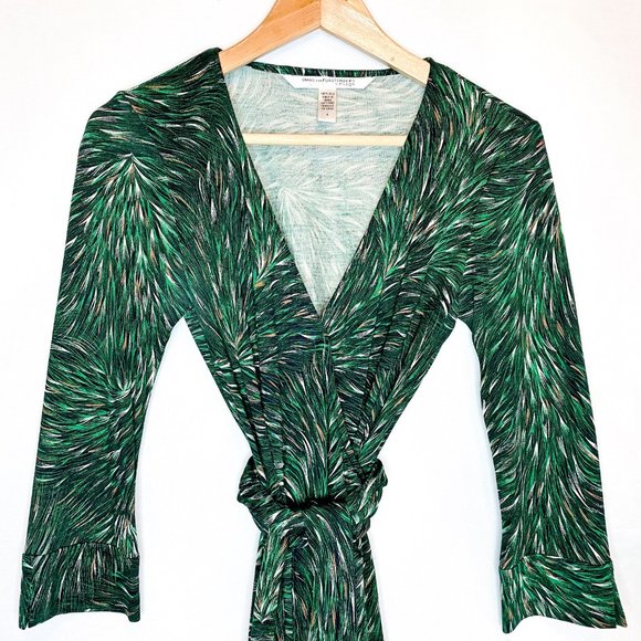 DVF 100% Silk Julian Mini Dress - Picture 4 of 8